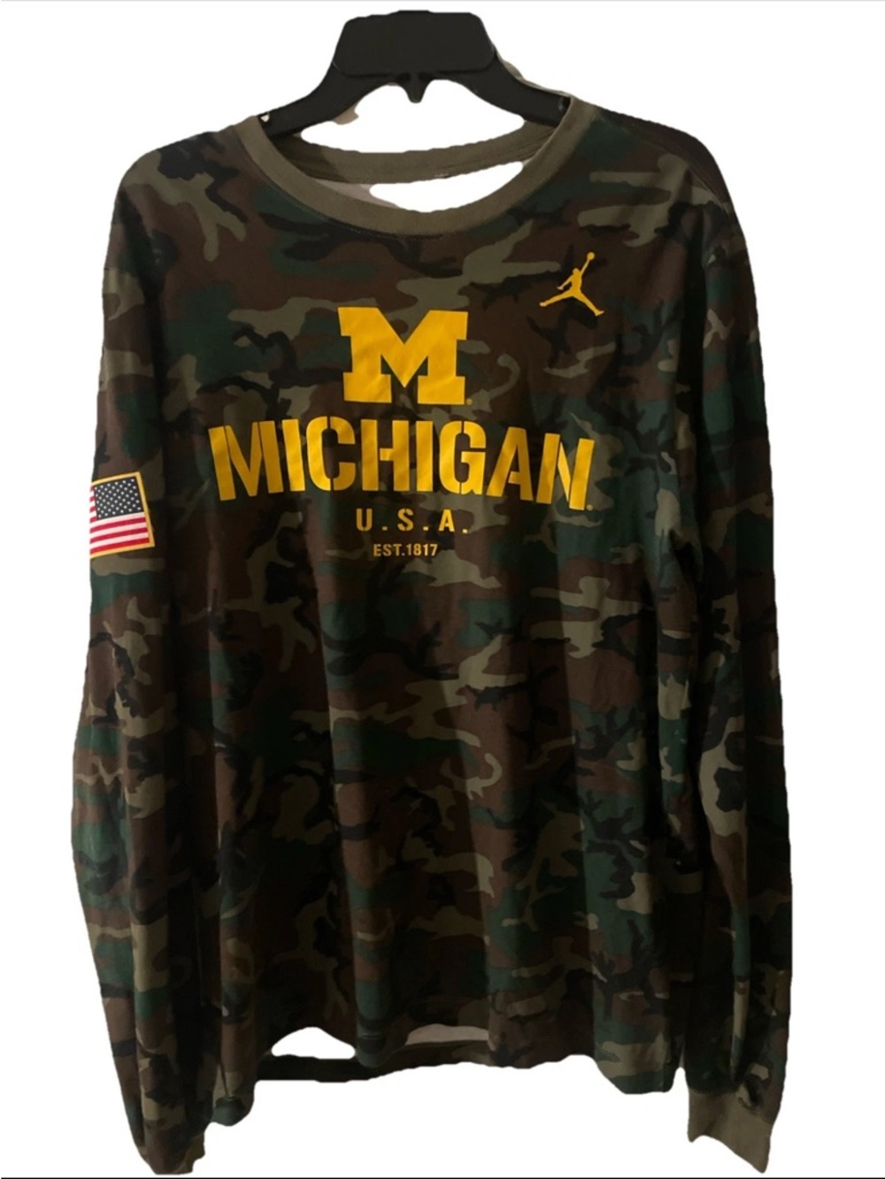 Jordan Brand Michigan Wolverines Shirt Mens Medium Nike Dri Fit military Camo